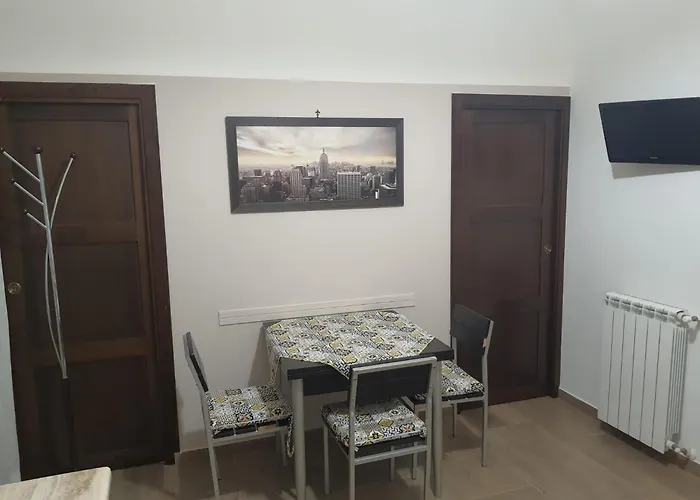 Casa Isola Di Eufemio Piano Terra