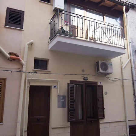 公寓 Casa Isola Di Eufemio Piano Terra 卡帕奇