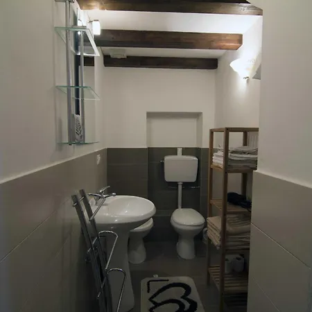 Casa Isola Di Eufemio Piano Terra 卡帕奇
